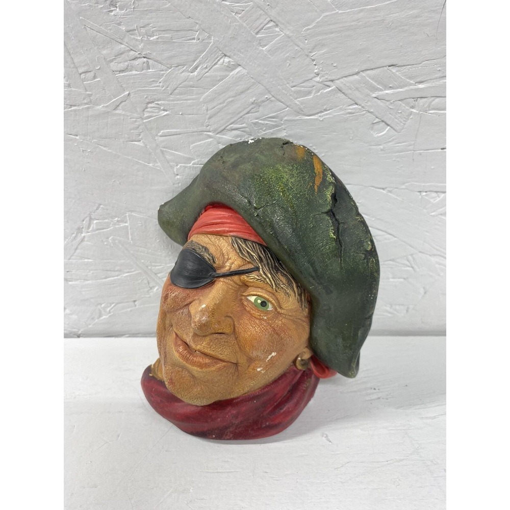 Vintage Chalkware Pirate SMUGGLER ENGLAND 5-3/4" TALL WALL DECOR SOUVENIR
